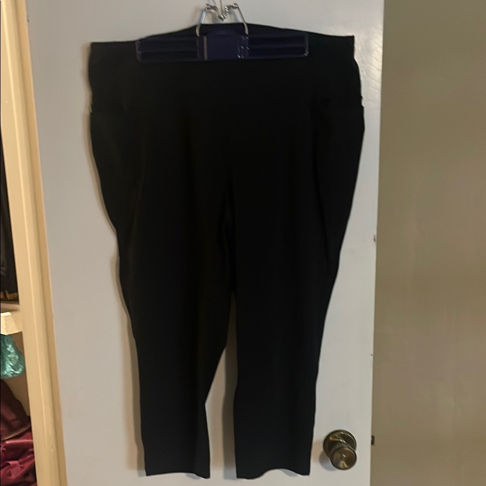 Livi Active Black Leggings with Full Length and Elastic Waistband